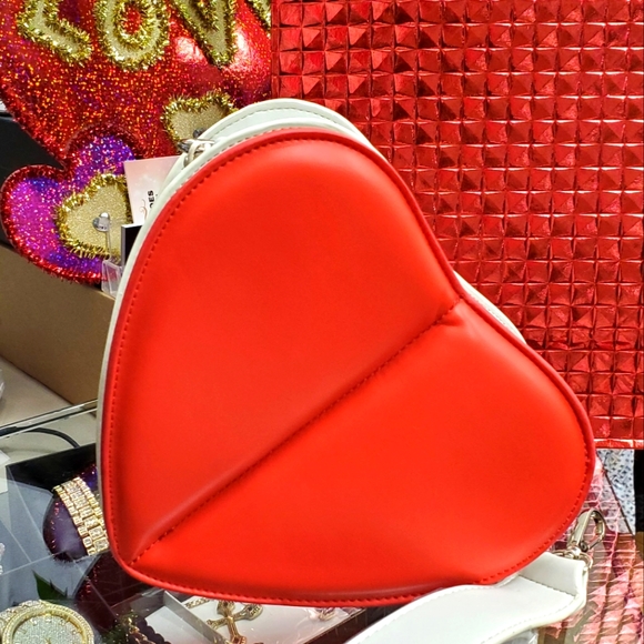 Heart Valentine's Purse Handbags - Picture 1 of 10